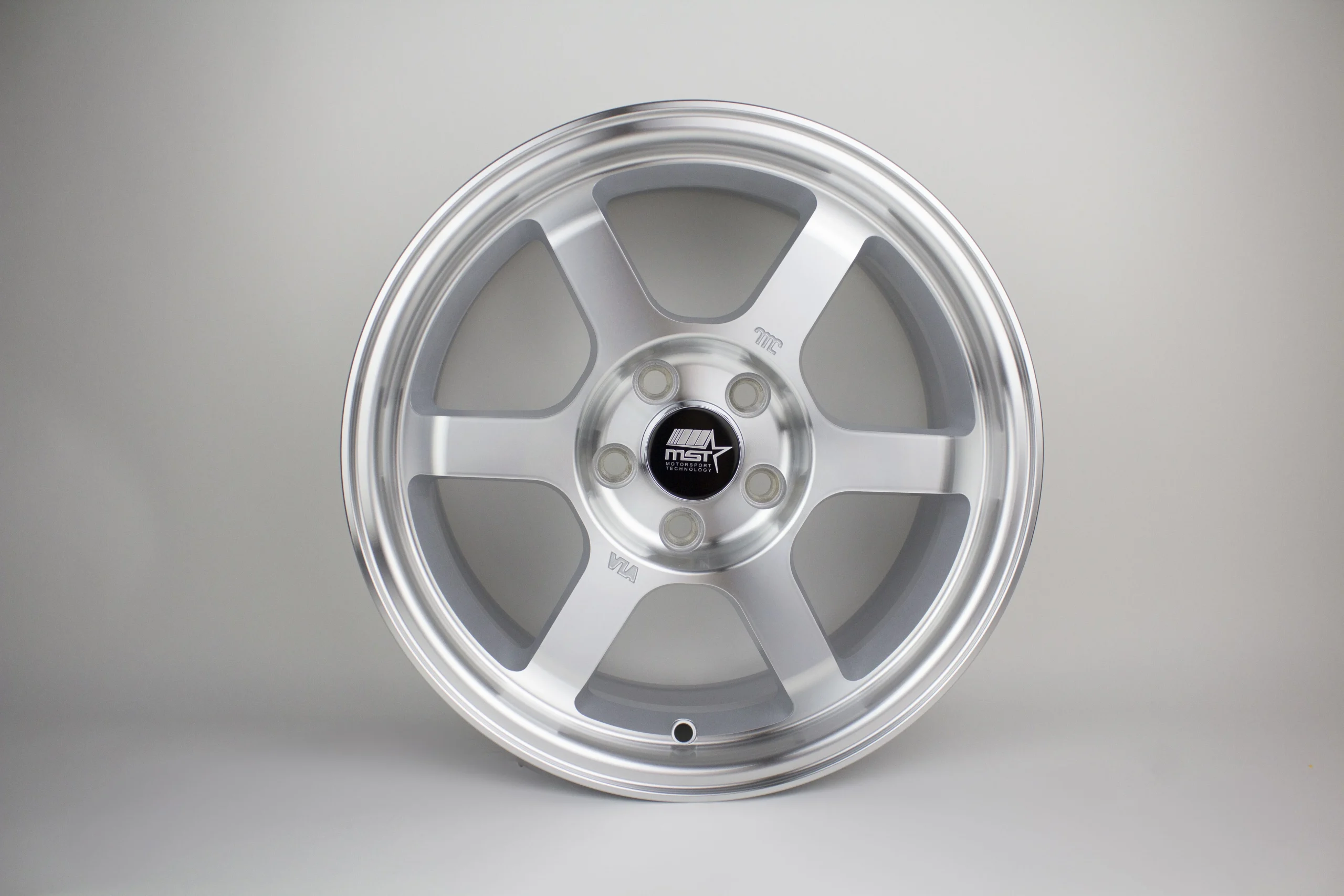 Time Attack - Machined - 15x7.0 5x100 Offset +20