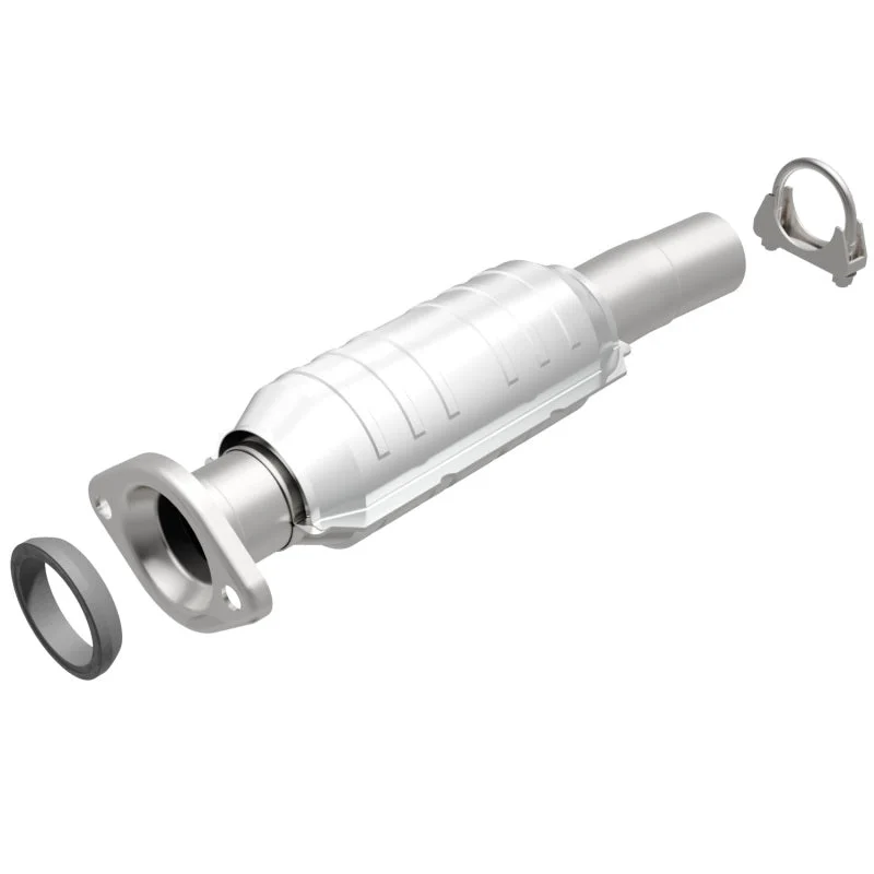 MagnaFlow Direct Fit Catalytic Converter 04 Toyota Sienna 3.3L