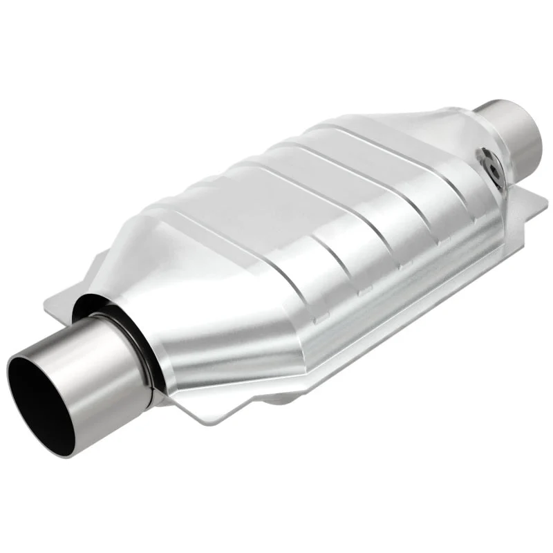 MagnaFlow Universal Catalytic Converter 2.5 W/O2 Boss