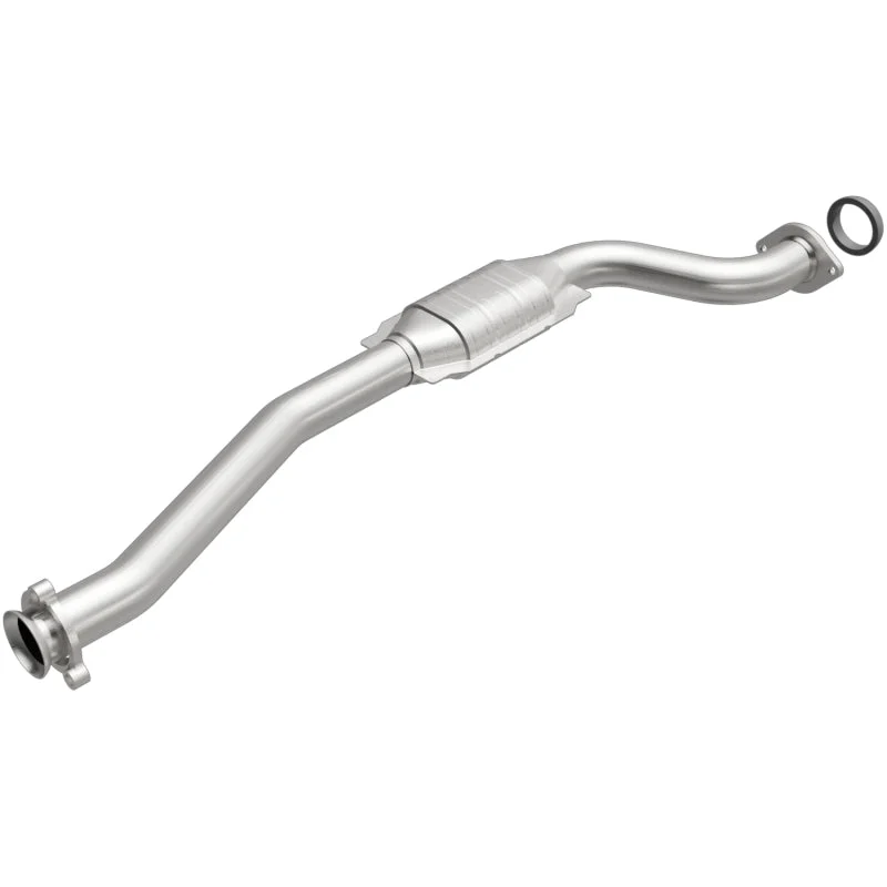 MagnaFlow Direct Fit Catalytic Converter 09-10 Hummer H3T 3.7L