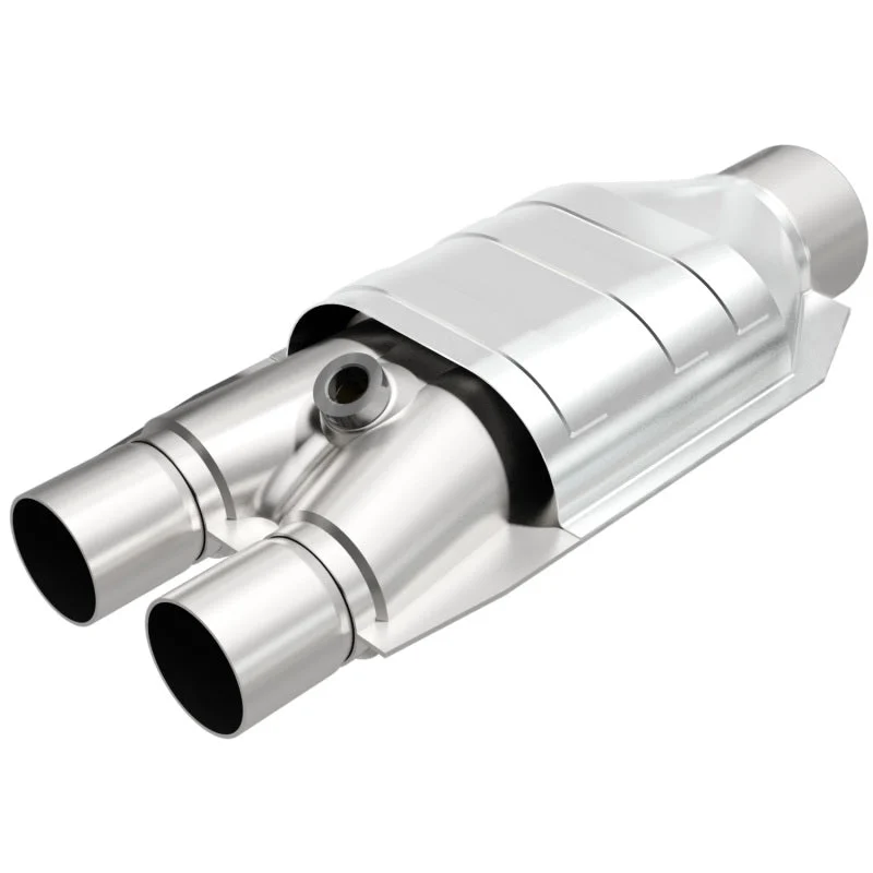 MagnaFlow Universal Catalytic Converter 2.5 inch/2 inch S/D PC2 Rear