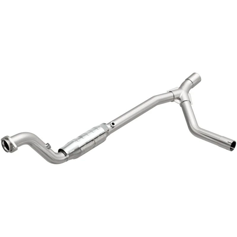 MagnaFlow Direct Fit Catalytic Converter 04-05 Dodge Ram 1500 Pickup 5.7L P/S
