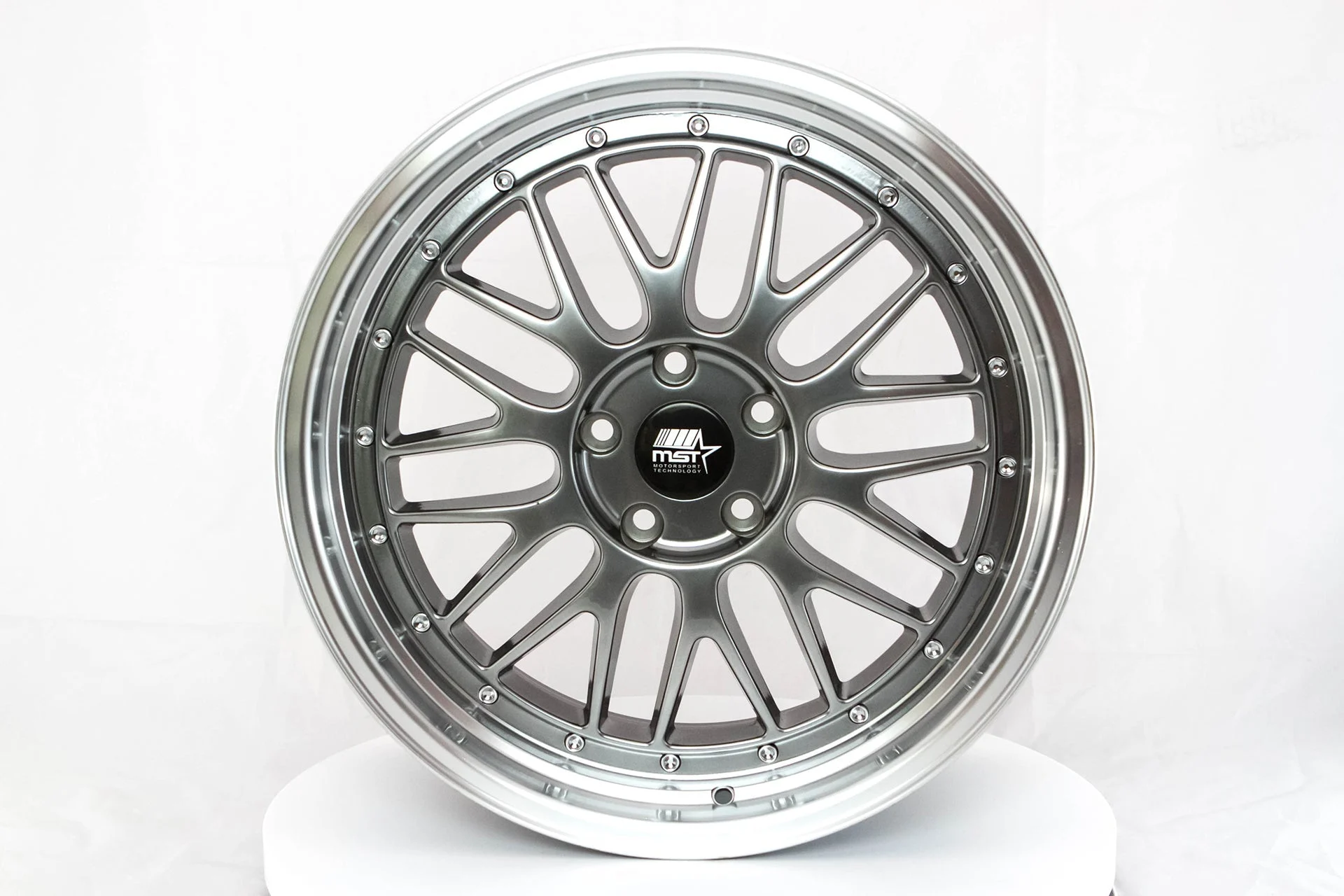LeMan - Hyper Black w/Machined Lip - 19x9.5 5x114.3 Offset +35