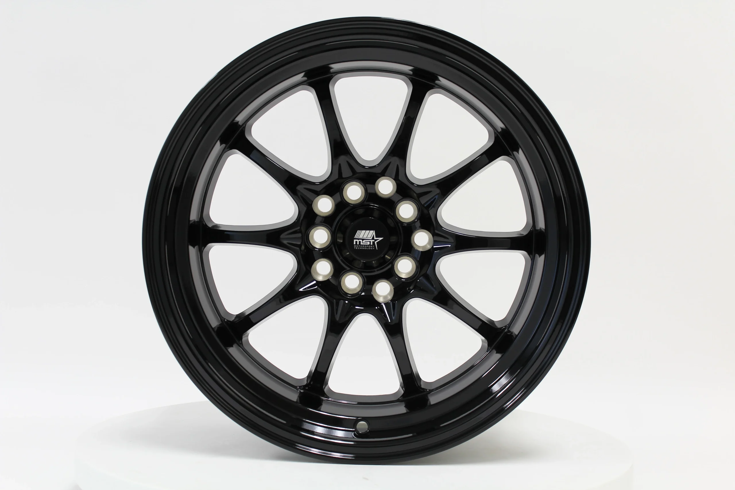 MT11 - Glossy Black - 16x8.0 5x100/5x114.3 Offset +15