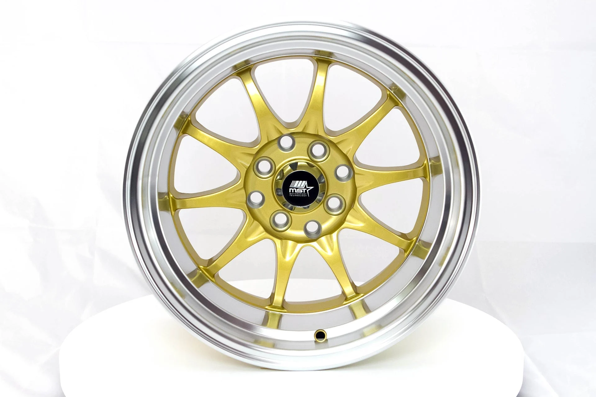 MT11 - Gold w/Machined Lip - 15x8.0 4x100/4x114.3 Offset +0