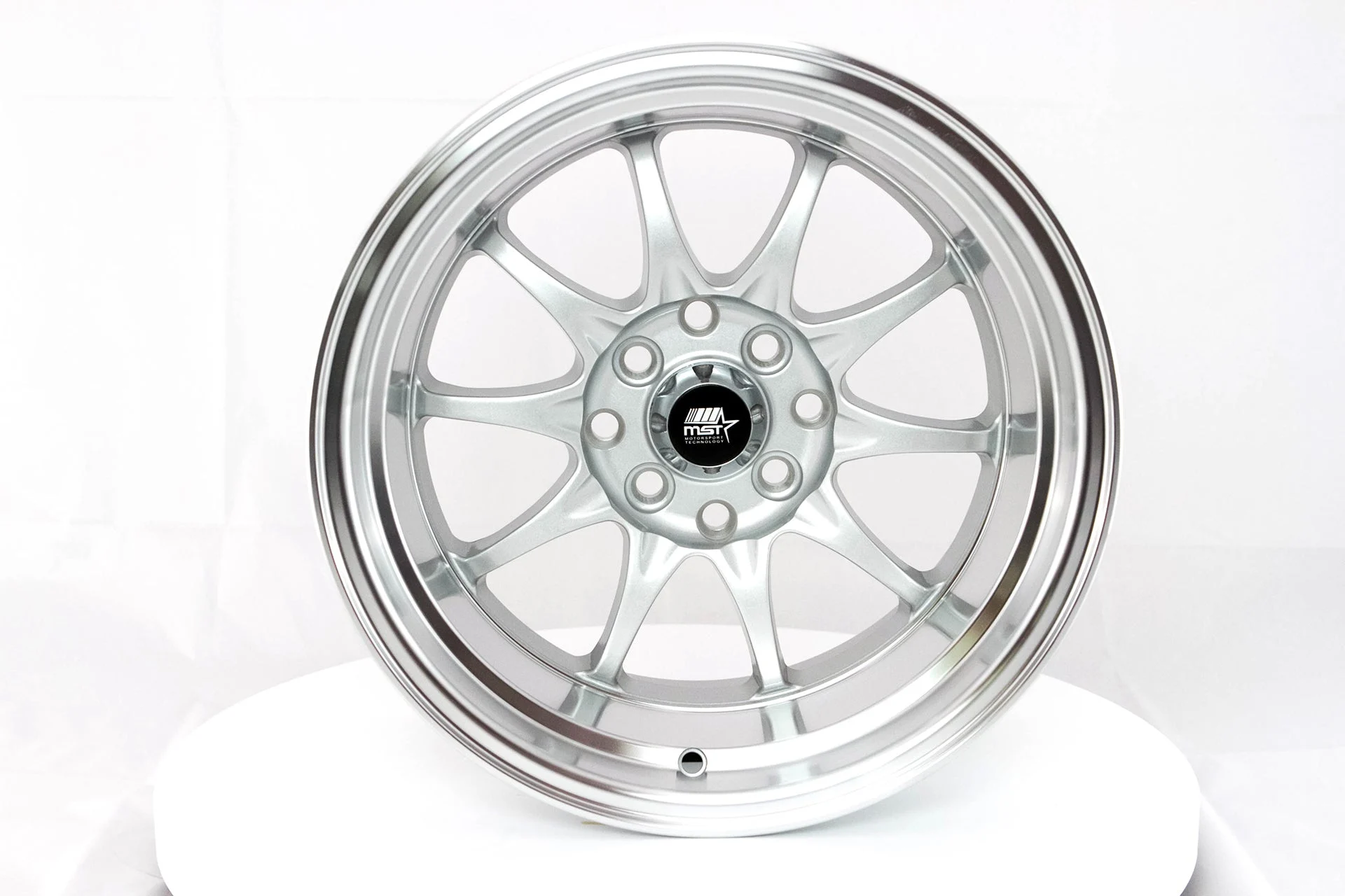 MT11 - Silver w/Machined Lip - 15x8.0 4x100/4x114.3 Offset +0
