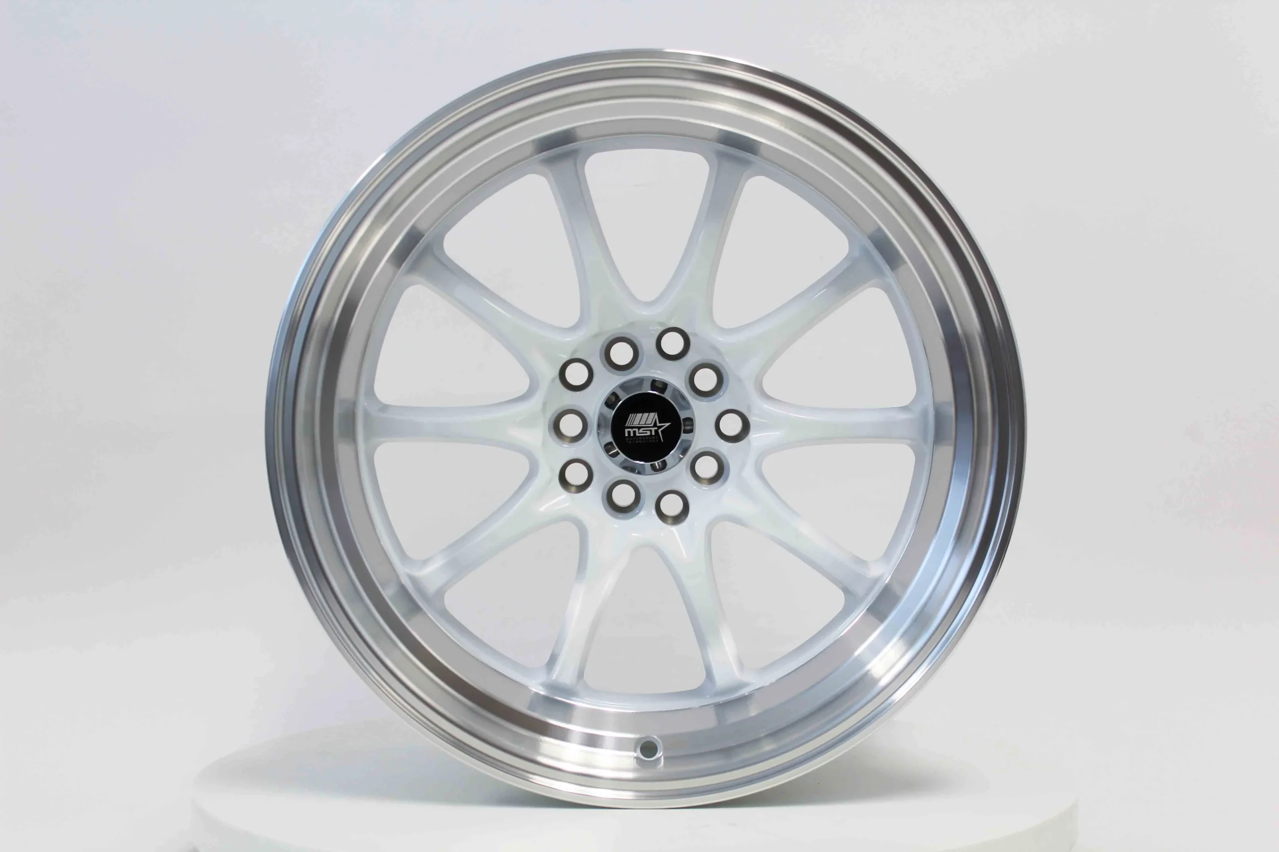 MT11 - White w/Machined Lip - 17x9.0 5x100/5x114.3 Offset +20