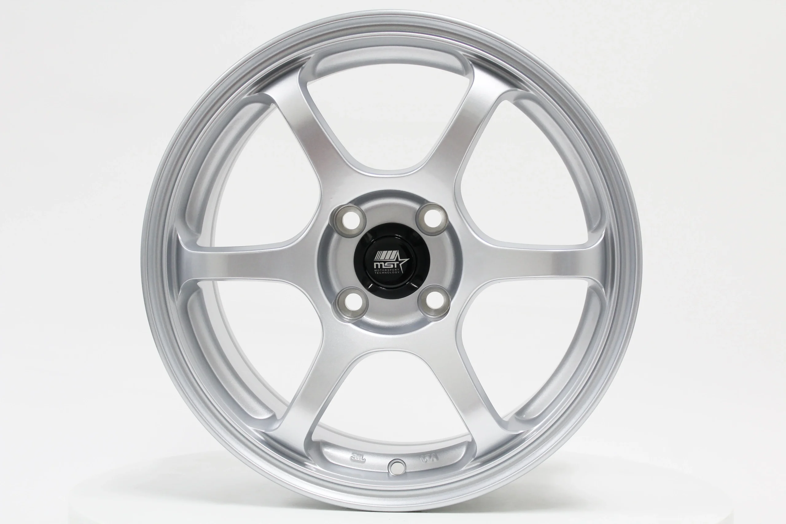 MT40 - Glossy Silver - 15x6.5 4x100 Offset +38