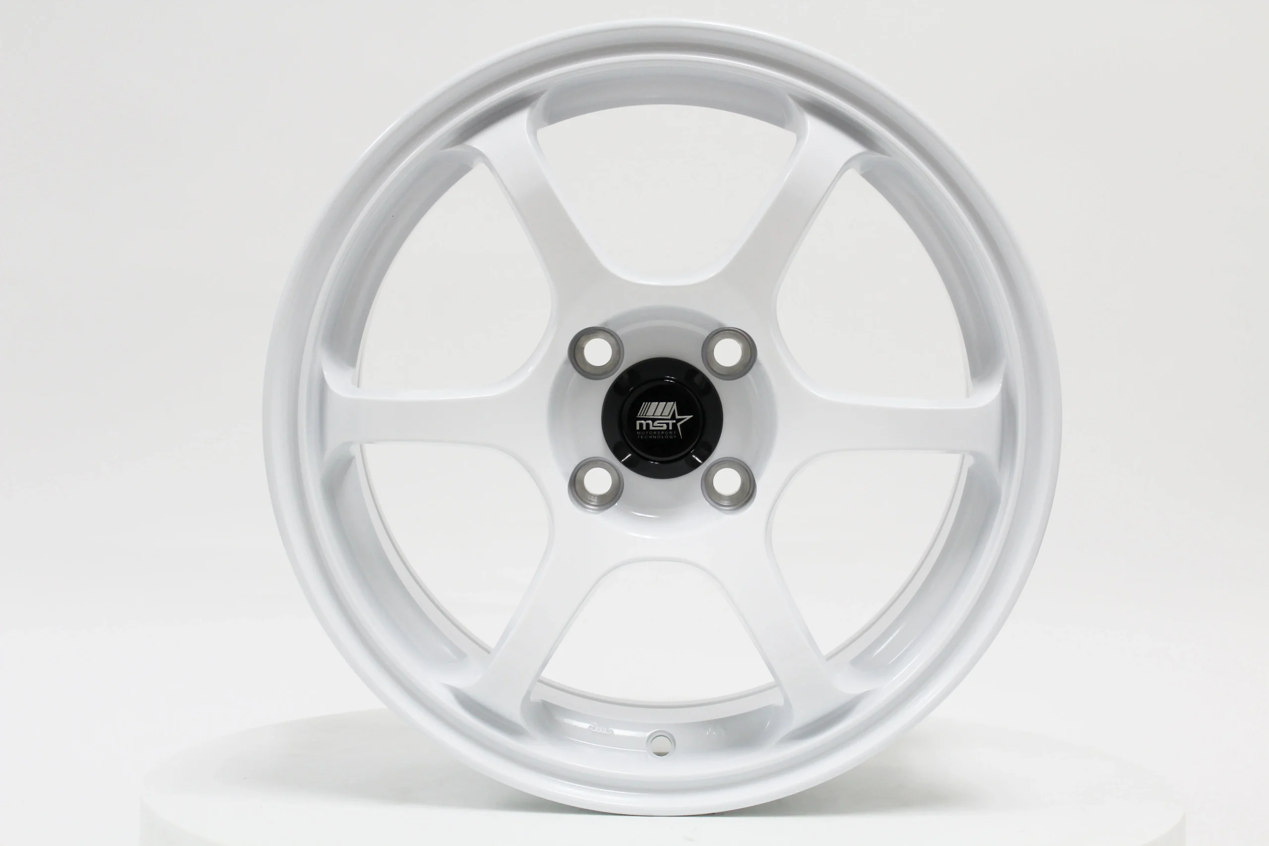 MT40 - Glossy White - 15x6.5 4x100 Offset +38
