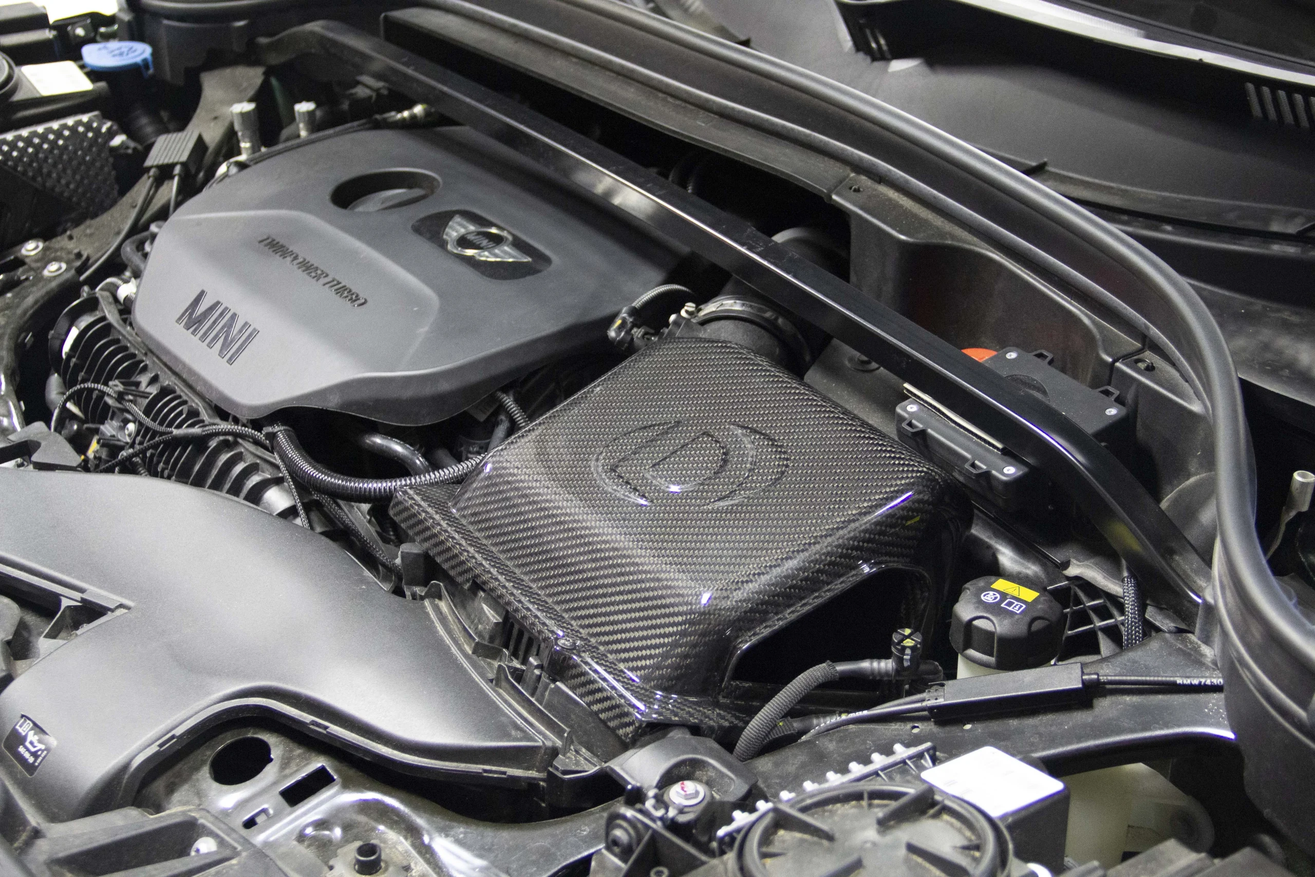 Dinan High-Flow Intake - 2020-2023 BMW X1/X2 28i