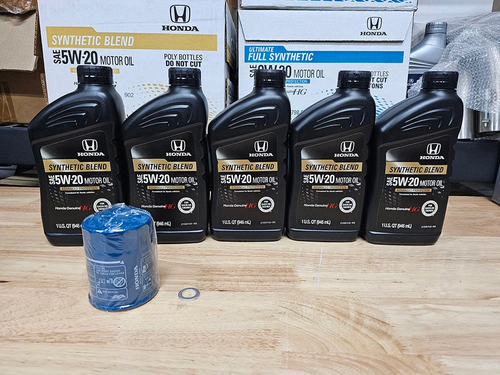 OEM Honda 5W-20 Synthetic Blend Oil Change Kit – 5 Quarts, Filter & Crush Washer